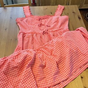 NWT Gorgeous Boutique Red Gingham Smocked Sundress with Scallop Details, Bows